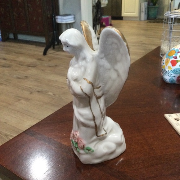 Porcelain White Angel - Picture 3 of 5